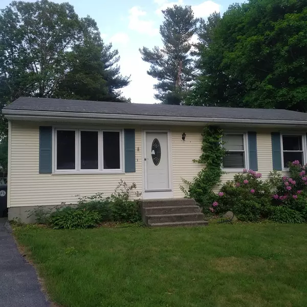 78 Idlewood St, Southbridge, MA 01550