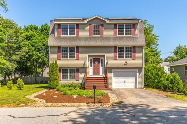 7 Melody Ln, Billerica, MA 01821