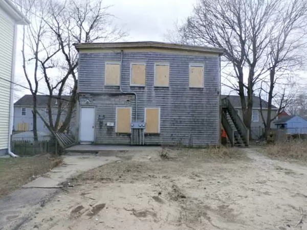 76 1/2 Wyman St, Brockton, MA 02301