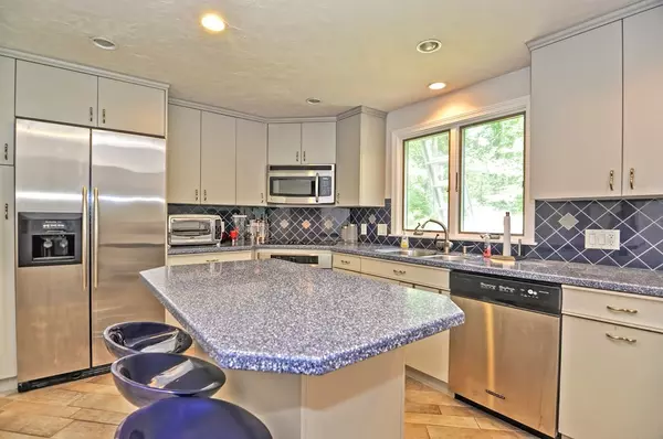 Sharon, MA 02067,54 Barefoot Hill Road