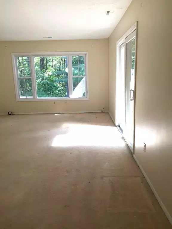 Boylston, MA 01505,227 Edgebrook Dr #227