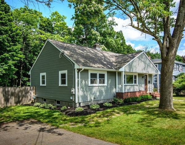 65 Walsh St, Framingham, MA 01701