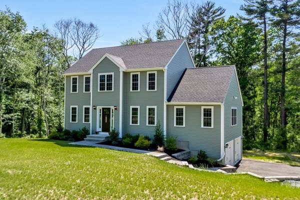 510 W Washington St, Hanson, MA 02341