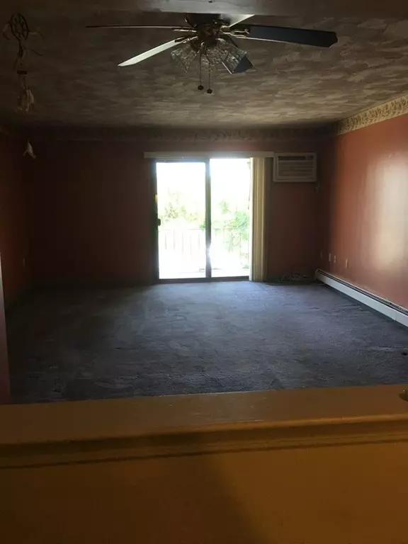 Methuen, MA 01844,375 Merrimack #18