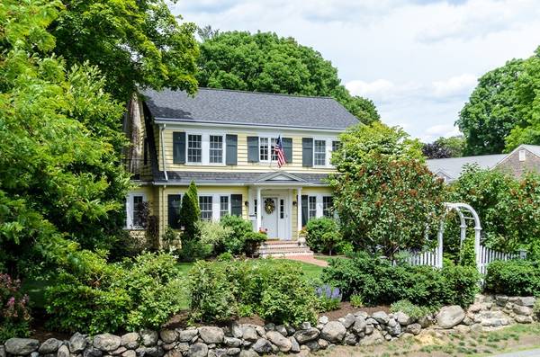 148 Oakland St, Wellesley, MA 02481