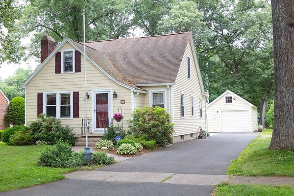 49 Greenleaf Ave, West Springfield, MA 01089