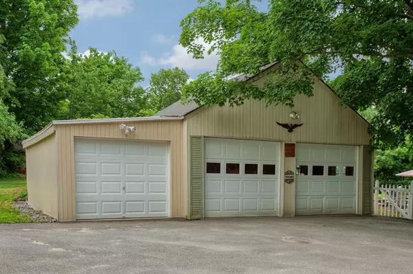 Lunenburg, MA 01462,619 Northfield Rd