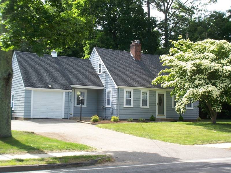 253 Turnpike St, Easton, MA 02375