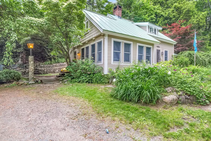 214 Warwick Rd, Northfield, MA 01360