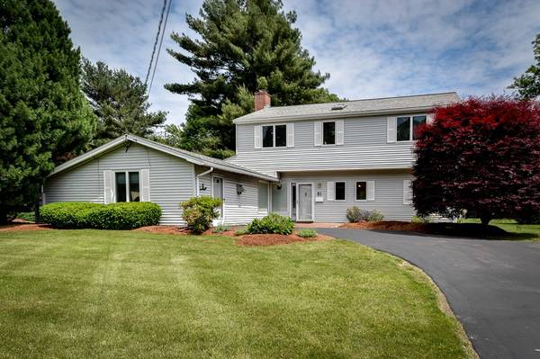 51 Lohnes Rd, Framingham, MA 01701