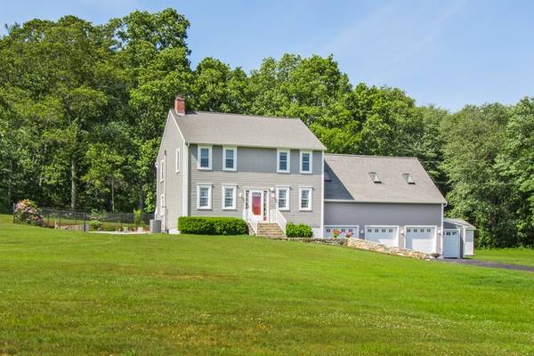 1 Stone Creek Circle, Oxford, MA 01540