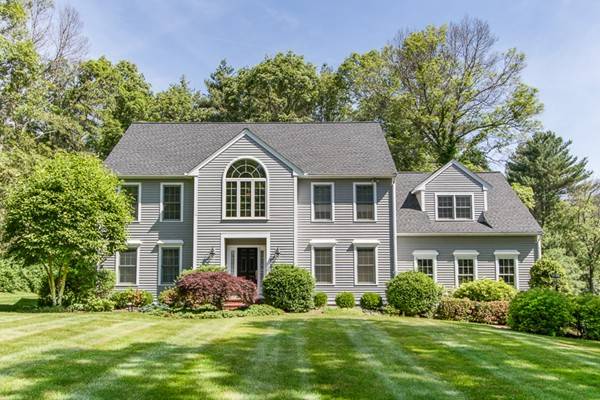 30 Woods Crossing, Holliston, MA 01746