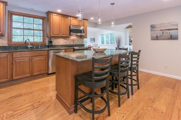 Duxbury, MA 02332,40 Mount Hope Cir