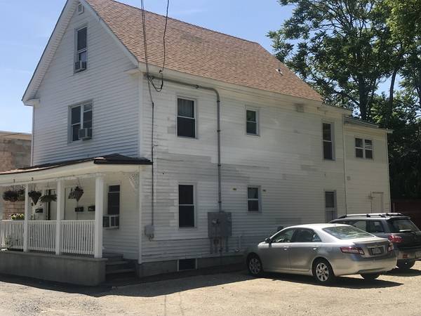 33-35 Bolt Street, Lowell, MA 01852