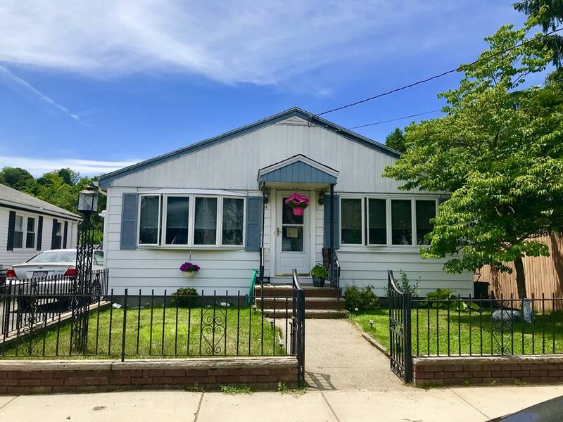 14 Madison Ave, Everett, MA 02149