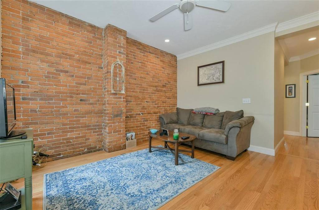 Boston, MA 02127,483 East 3rd Street #1