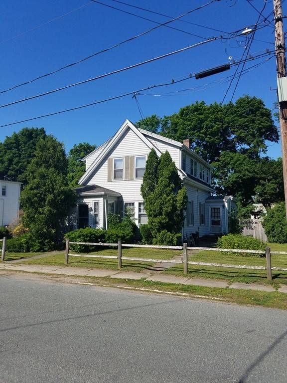 20 Laurel St, Whitman, MA 02382