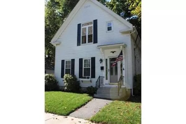 11 Reynolds Ave, Natick, MA 01760