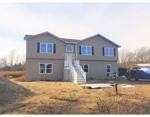 1327 Main Street, Acushnet, MA 02743