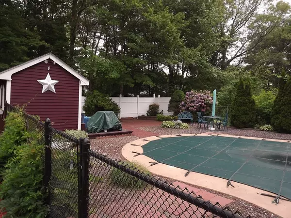 Millbury, MA 01527,9 Overlook Ave