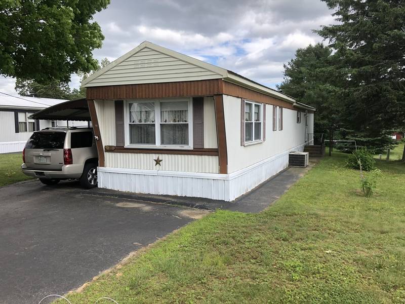 18 Buckboard Pass, Brookfield, MA 01506