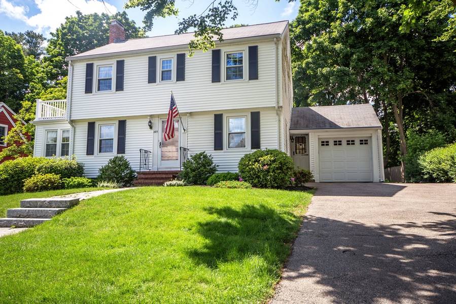 205 Walpole St, Norwood, MA 02062