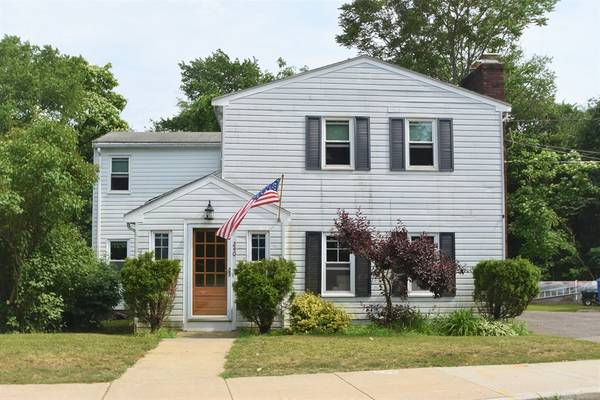 240 Salem Street, Wakefield, MA 01880