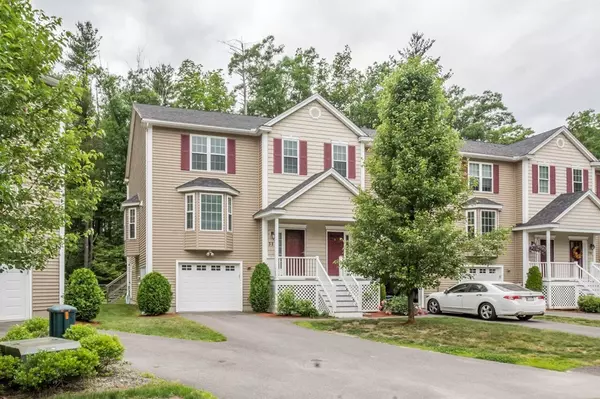 32 Cricones Way #32, Tyngsborough, MA 01879