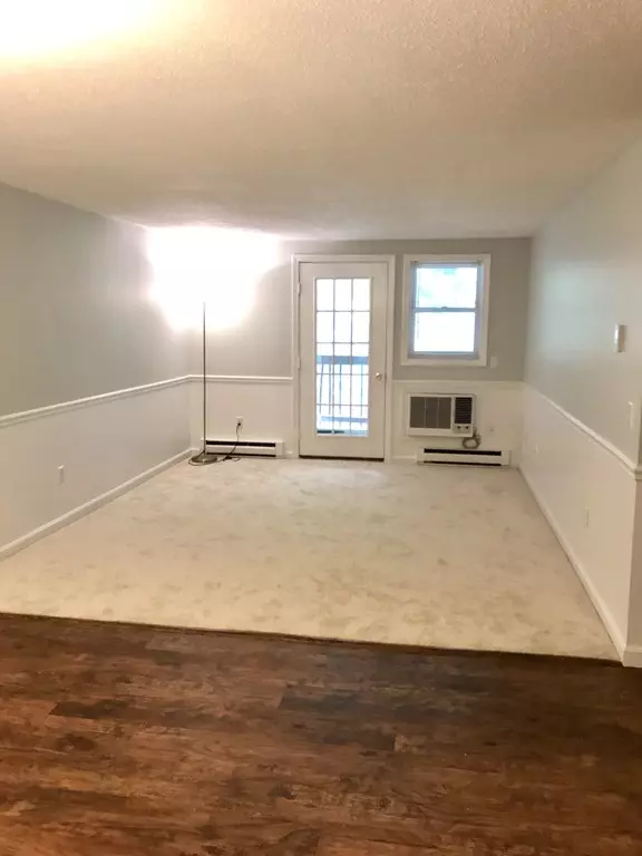 Northbridge, MA 01588,96 Heritage Dr #96