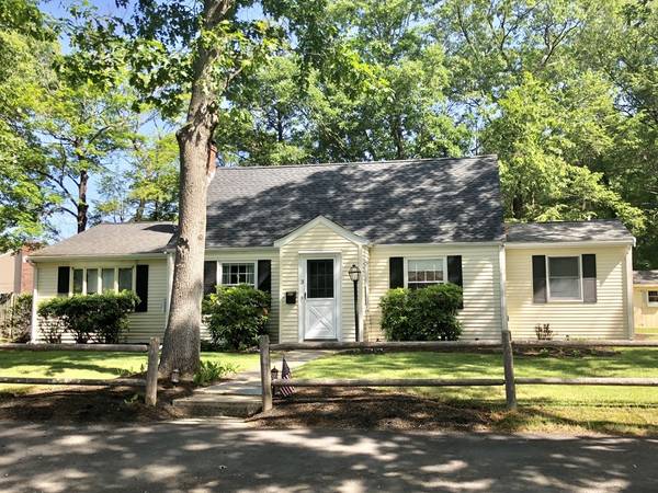 3 Abbott Rd, Natick, MA 01760