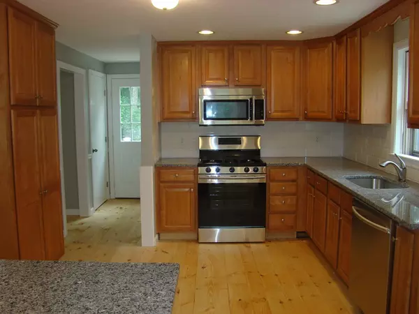 Plymouth, MA 02360,67 Alewife Rd