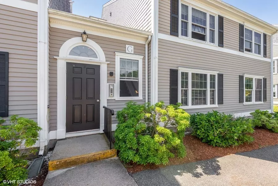 2 Englewood Dr #G2, Harwich, MA 02645