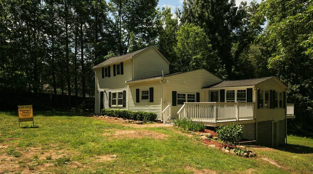 78 Crystal Lake Rd, Haverhill, MA 01832