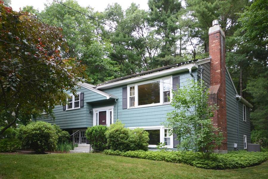 7 Pennock Road, Chelmsford, MA 01824