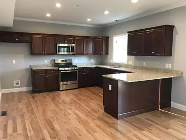 Haverhill, MA 01832,8 Mackenzie Way #8