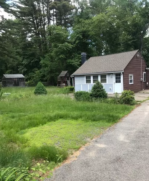 229 Reservoir St, Norton, MA 02766