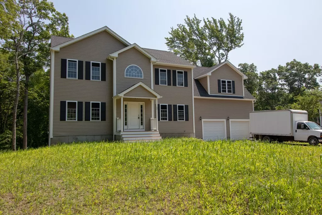 Swansea, MA 02777,187 Hilton Ln