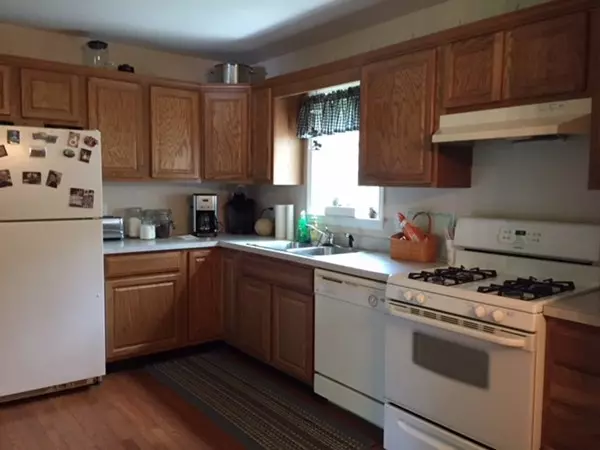 Fall River, MA 02720,318 Bell Rock Rd