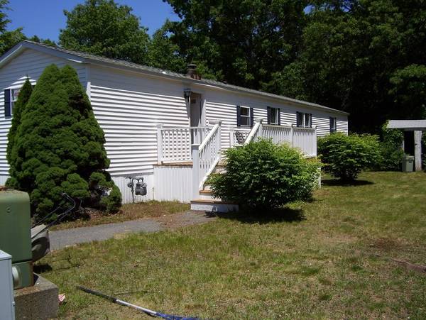 1 Mountain Ash Dr, Kingston, MA 02364