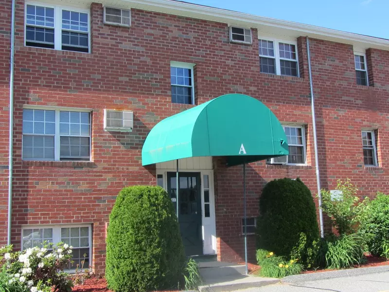 1304 Elm Street #5A, West Springfield, MA 01089