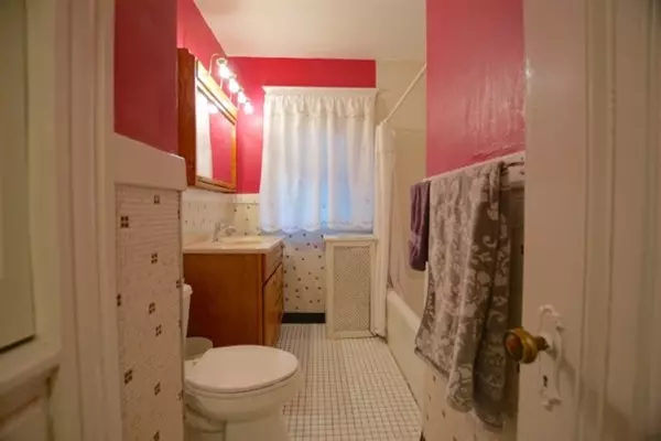 Lynn, MA 01902,25 Henry Ave