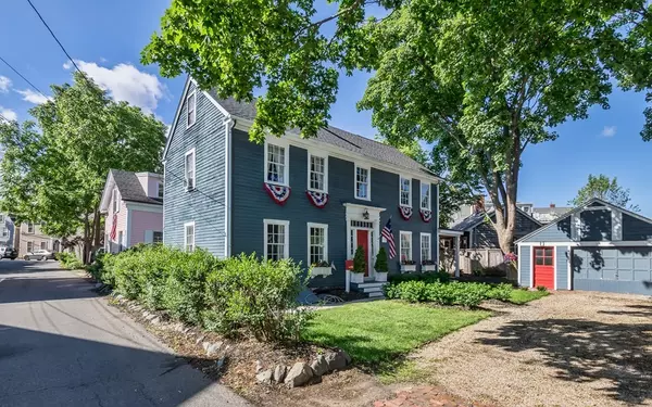 Marblehead, MA 01945,4 Selman Street