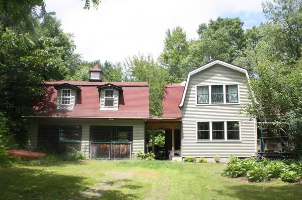 16 Sunrise Ave, Deerfield, MA 01342