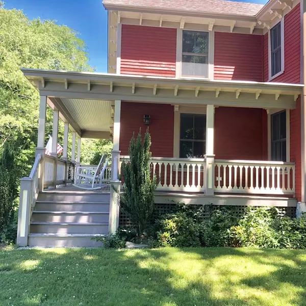 Tiverton, RI 02878,3152 Main Rd