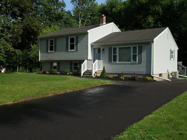 27 Waite Ave, South Hadley, MA 01075