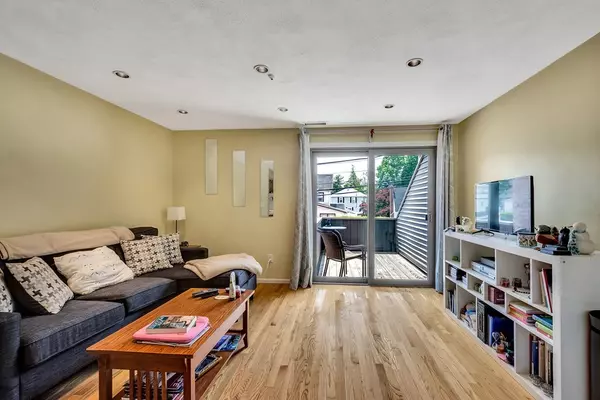 Quincy, MA 02169,82 Centre #H