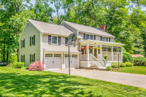 10 Fern Way, Bedford, MA 01730