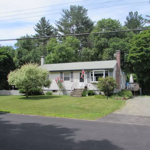 55 Pinehaven Dr, Whitman, MA 02382