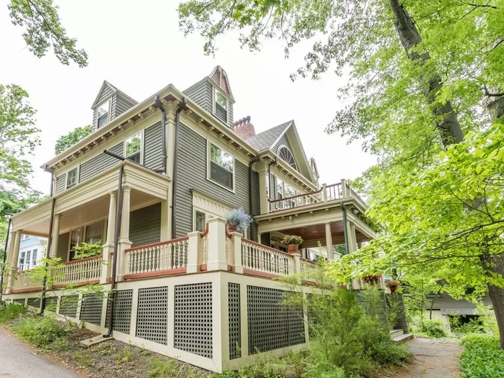 Brookline, MA 02446,80 Mason Ter