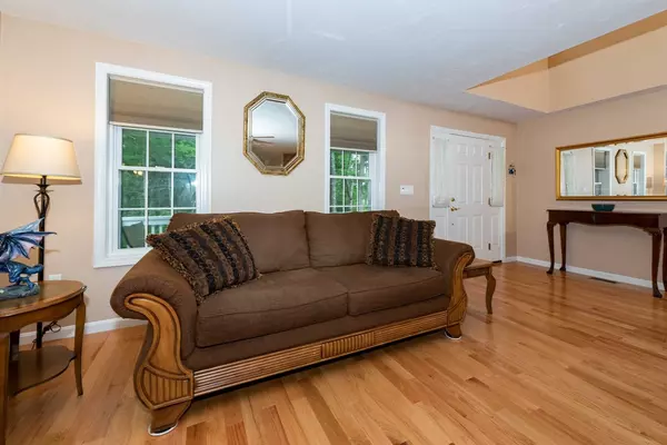 Middleboro, MA 02346,165 Thomas Street